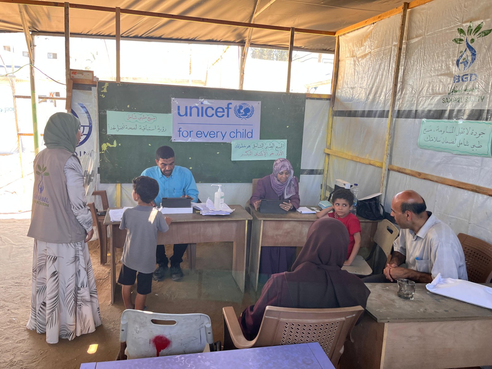 مسح طبي لطلاب مدارس السنابل