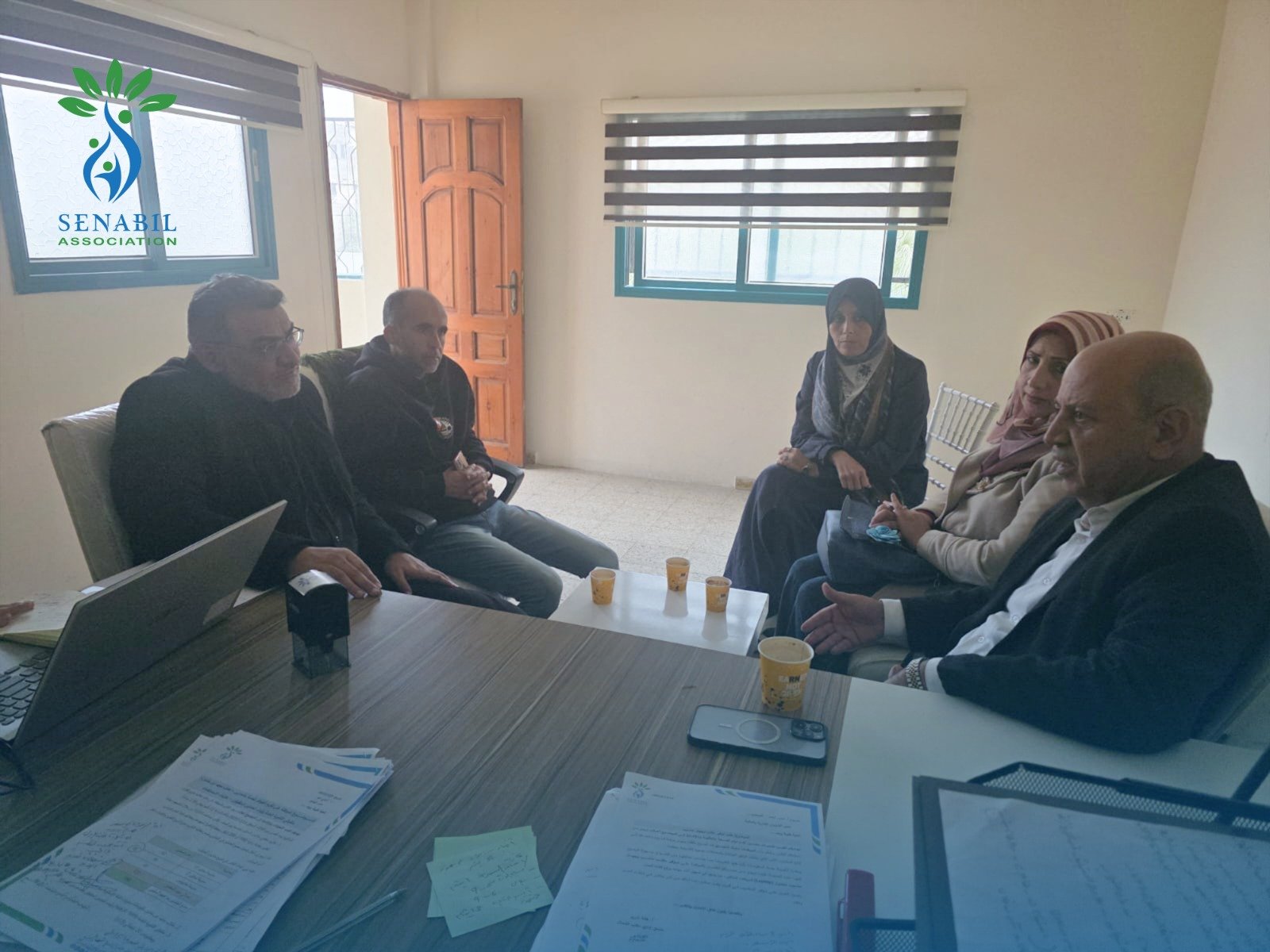 وفد من جامعة فلسطين يزور مؤسسة السنابل لبحث سبل التعاون المشترك