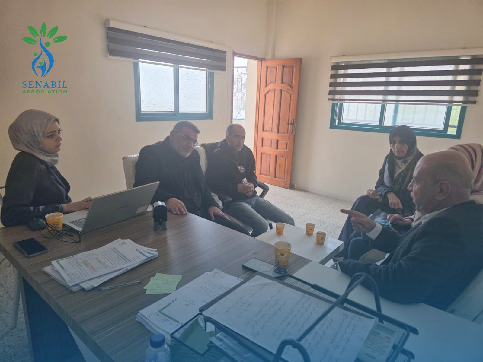 وفد من جامعة فلسطين يزور مؤسسة السنابل لبحث سبل التعاون المشترك