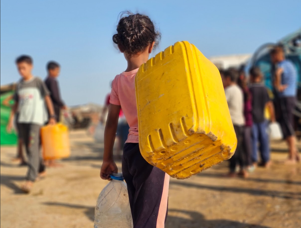 مشروع سقيا الماء للأسر النازحة والمتضررة في قطاع غزة