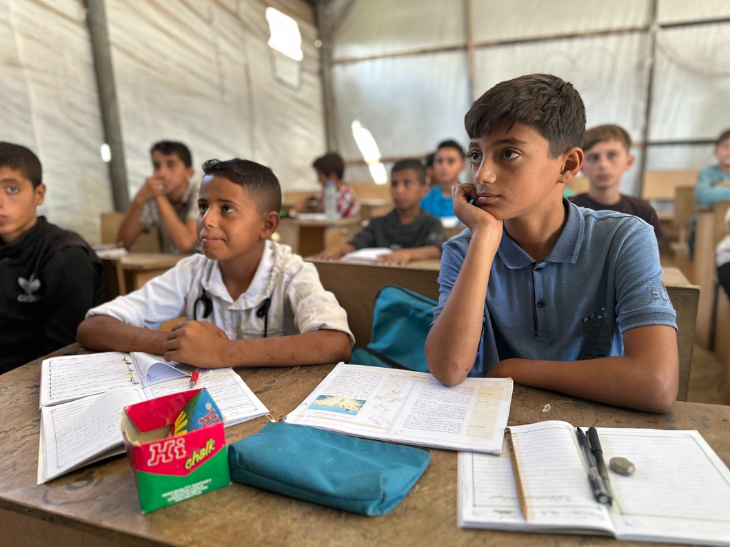 انشاء مدرسة سنابل خانيونس الميدانية لضمان استمرار العملية التعليمية خلال الحرب