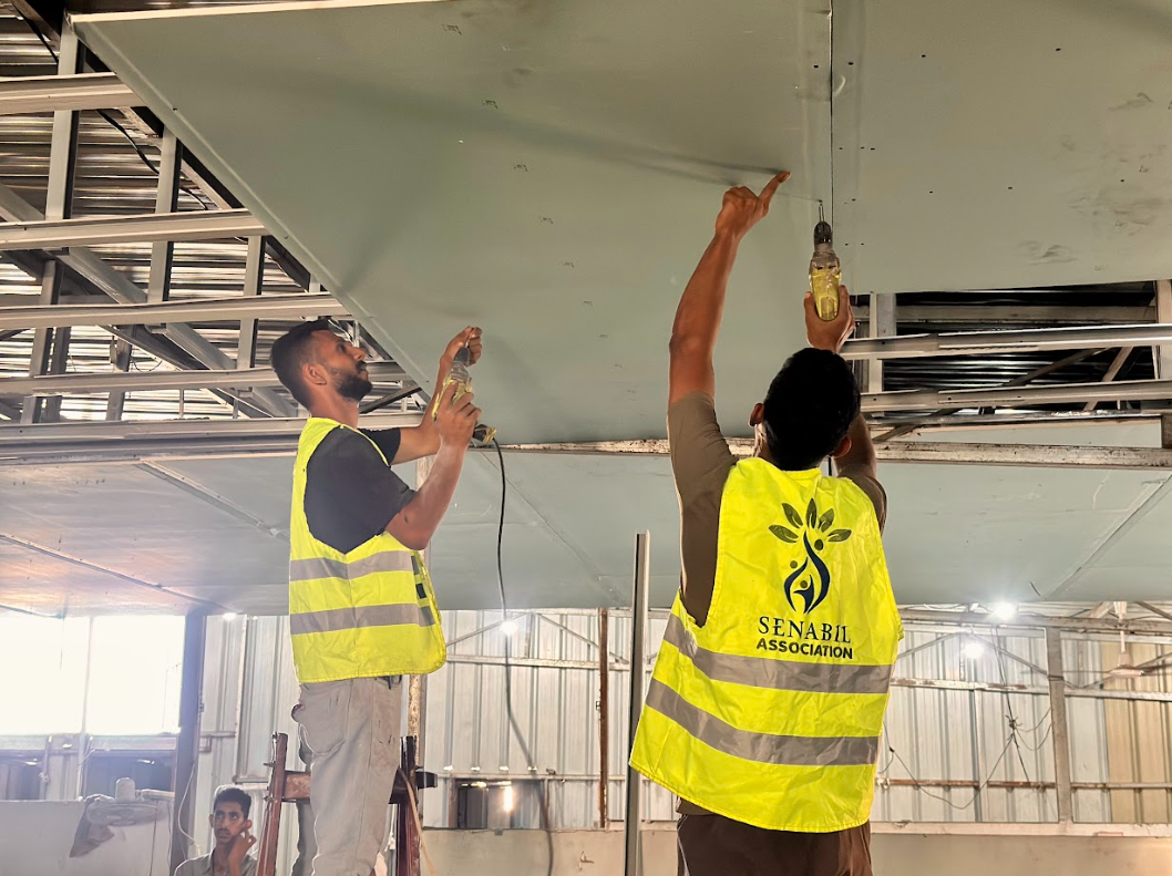 تجهيز وترميم بركس مبيت قسم الرجال – مستشفى شهداء الأقصى