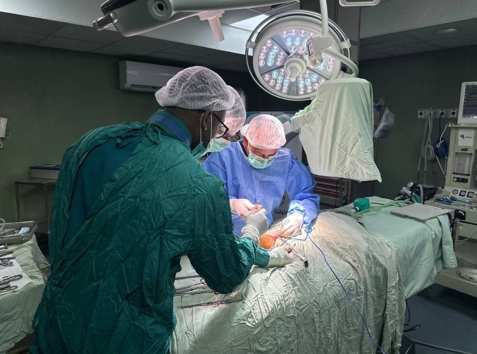 العمليات الجراحية للمرضى على قوائم الانتظار