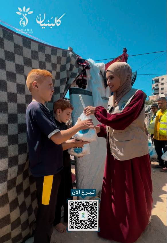 استمرار حملة كالبنيان عبر عمل تكيات طعام وتوزيع الوجبات على النازحين في مخيمات النزوح