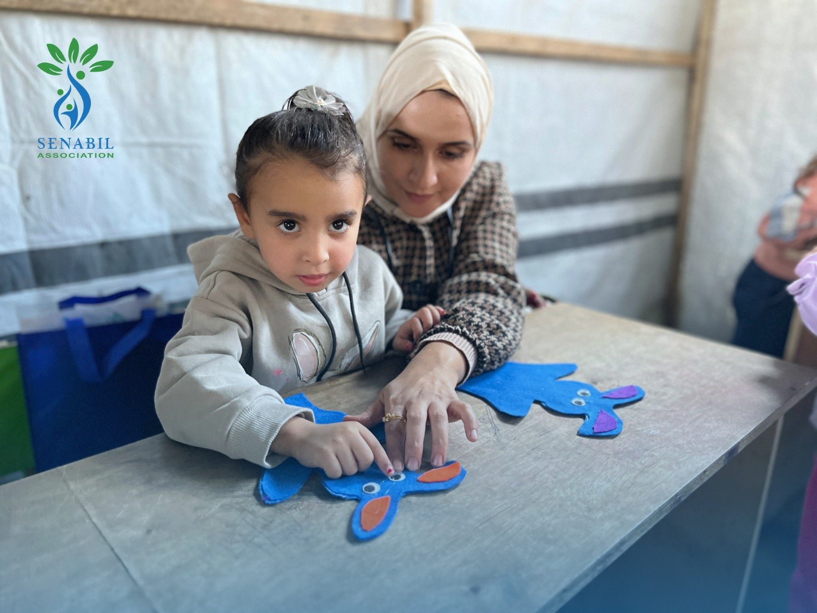 مشروع دميتي من قصتي للتفريغ النفسي بمشاركة الطلبة وذويهم بالشراكة مع مؤسسة القطان